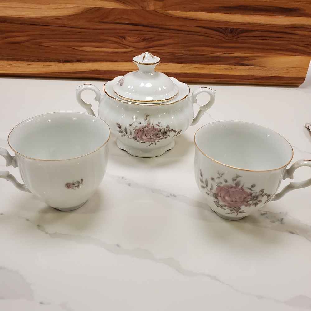 Bohemian China Maria sugar bowl with lid and 2 cups, pink, white, gold